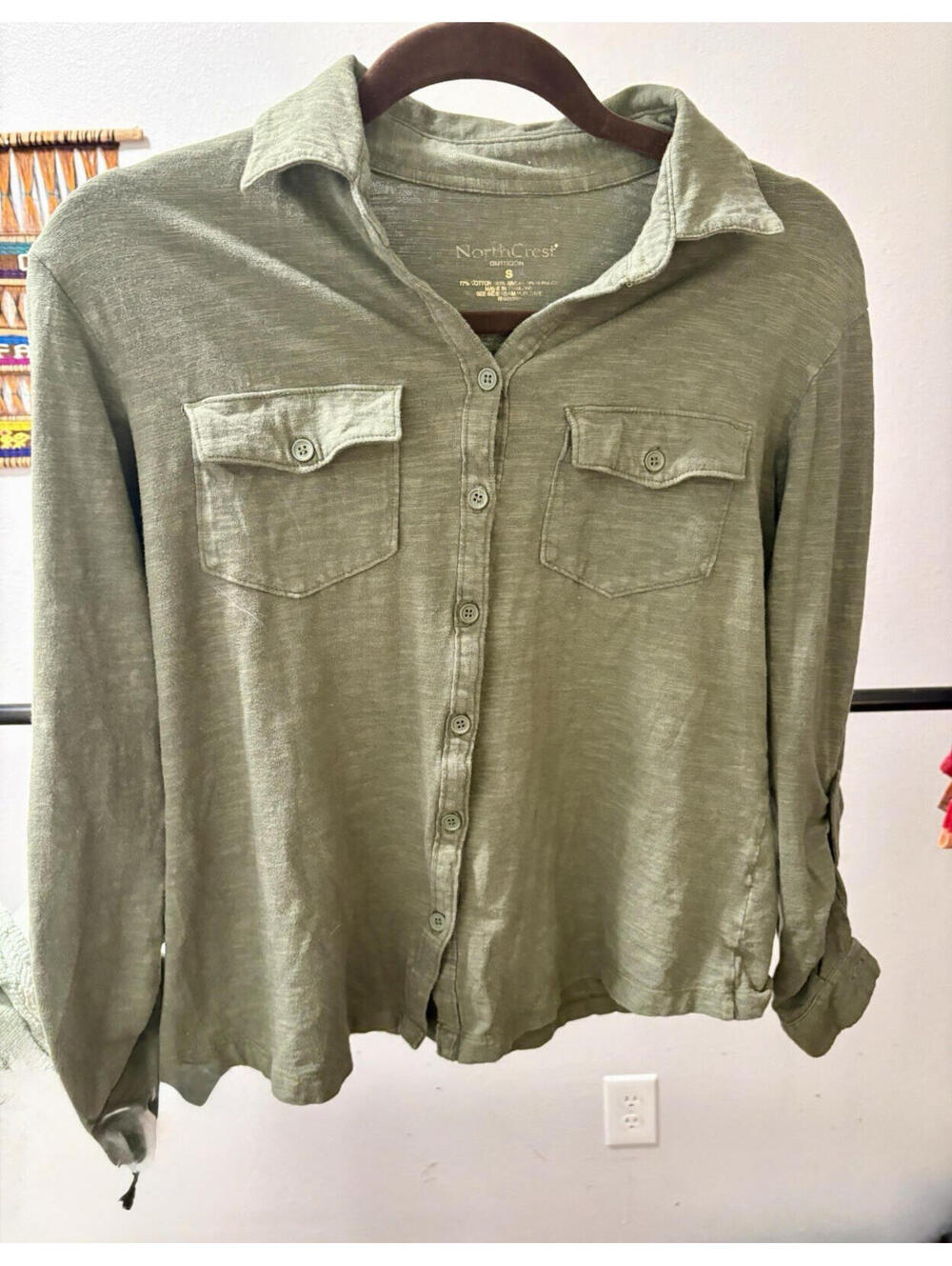 NorthCrest Women’s Solid Green Button-Up Shirt